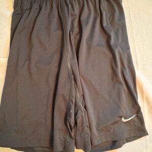 Nike Men's Dark Gray Athletic Shorts